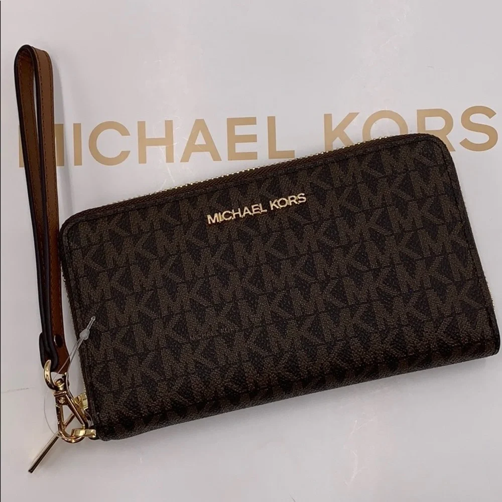 Michael Kors Jet Set Travel Phone Wallet Wristlet